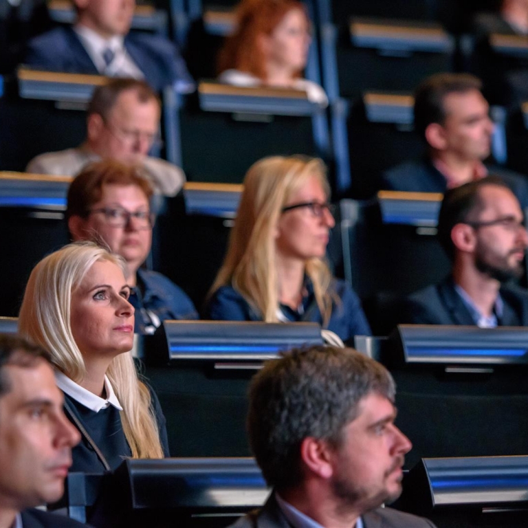 Otwarcie konferencji i I sesja plenarna: Nowe klocki czy nowy obrazek cyfrowego państwa?