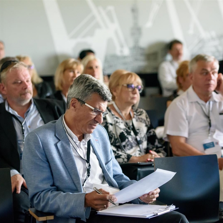 Blok VI: Wyzwania OSE - szkoła jako cyfrowe środowisko edukacji