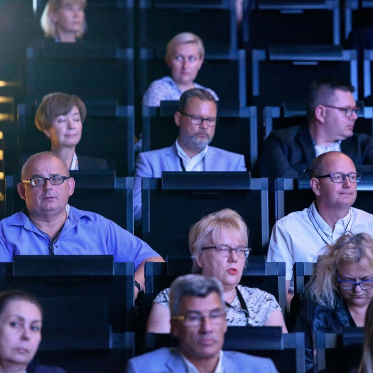 Panel Prezesów: Cyfryzacja jako lekarstwo na depopulację  i zwijanie się polskich miast